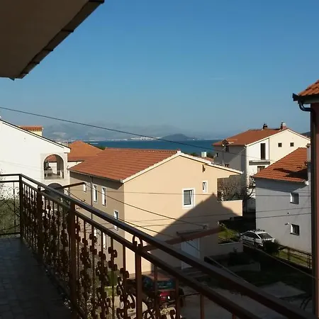 Ferias Apartman